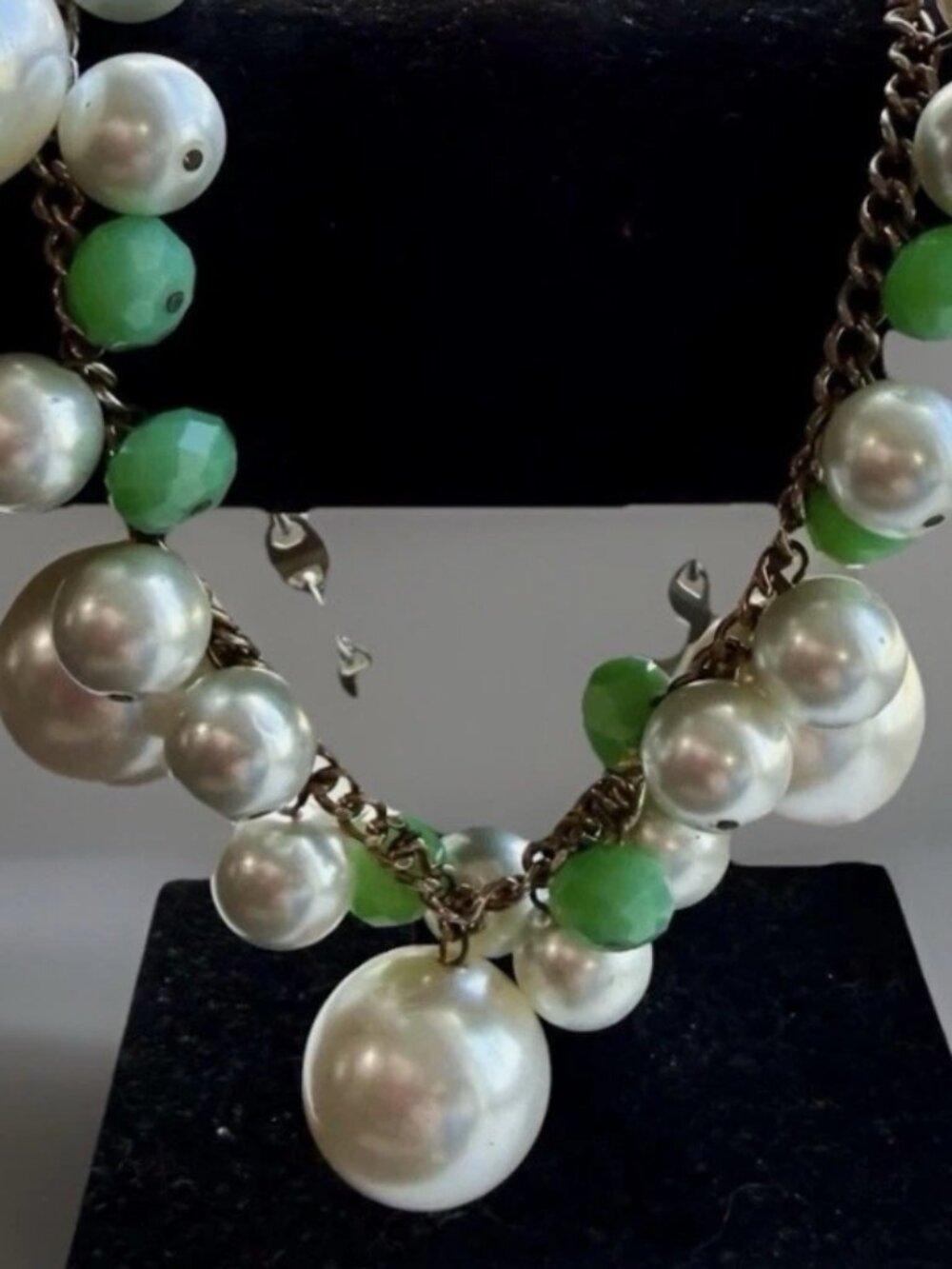 Chunky Faux Pearl & Green Bead Statement Necklace Gold Tone Chain Multi Strand